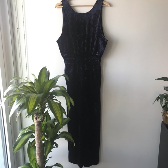 Amazing Full Length Velvet Jumpsuit With Open Back Backless Size S - Picture 1 of 7